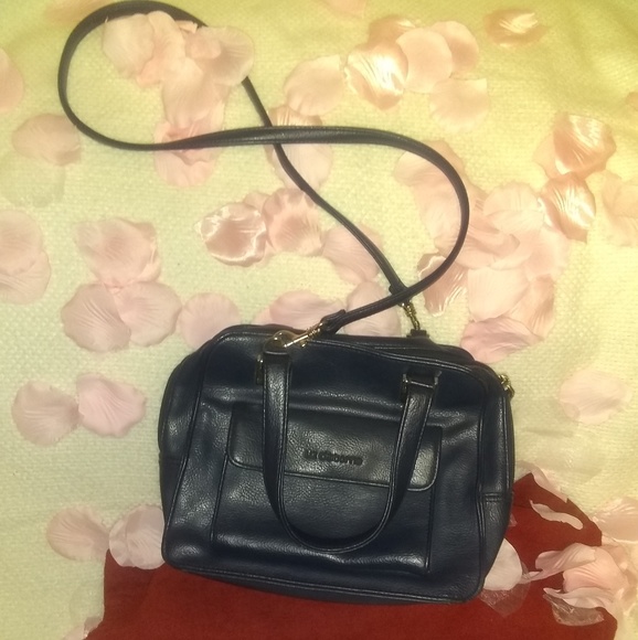 Liz Claiborne Handbags - Liz Claiborne messenger bag